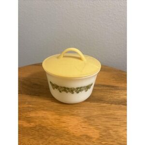 VTG Pyrex (Corning) USA Spring Blossom Crazy Daisy Butter Bowl Dish Container